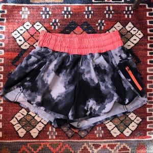 Lululemon Track That High Running Short 3” lined